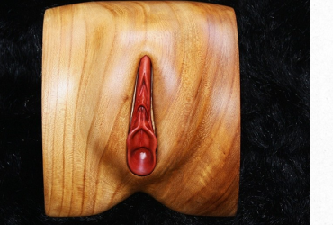 The Diane Pussy Pipe. Image via Billy Pacak. 